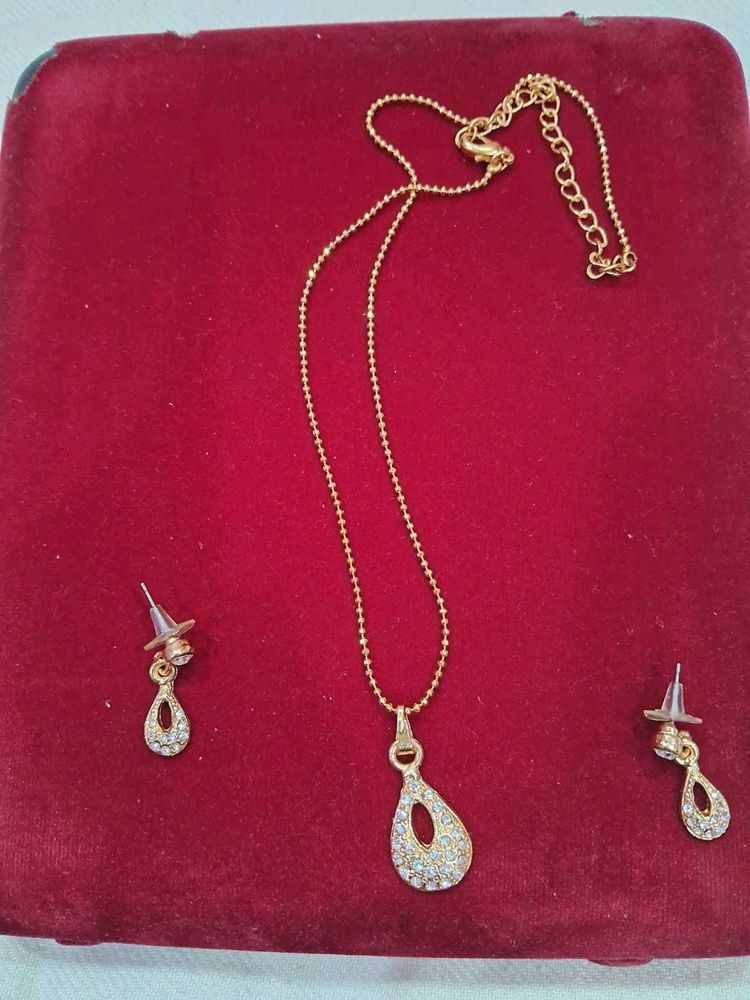 Elegant Jewelry Set