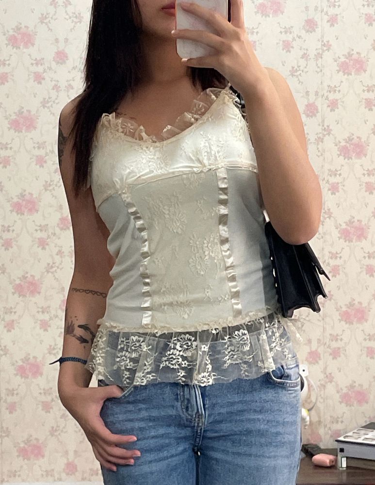 Y2K Frill Cream Top🦢