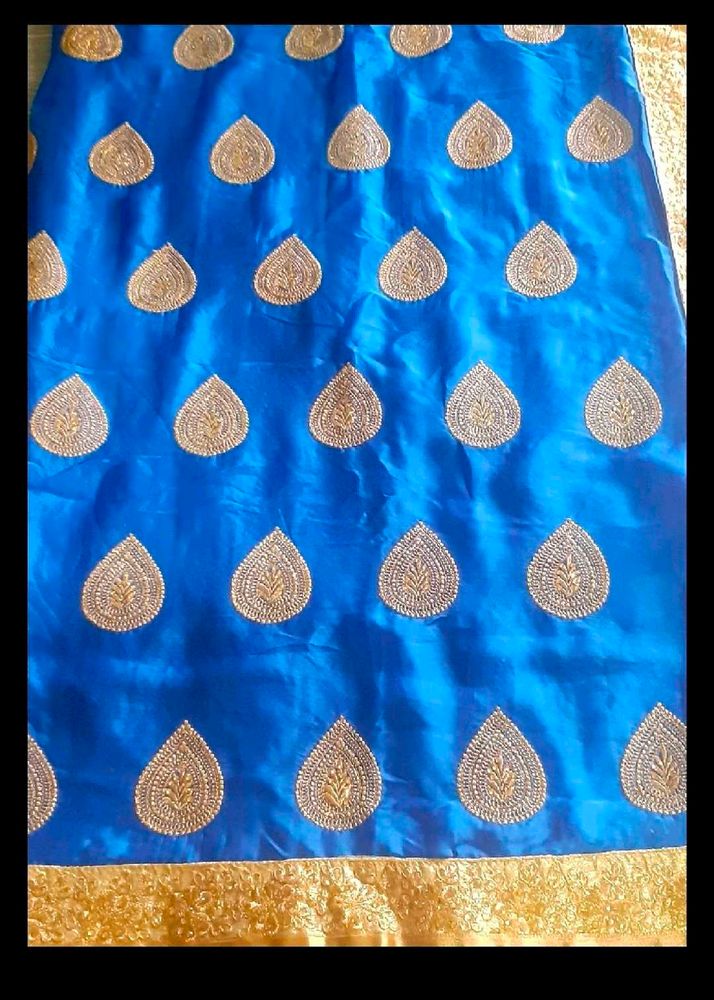 Blue Saree With Blouse