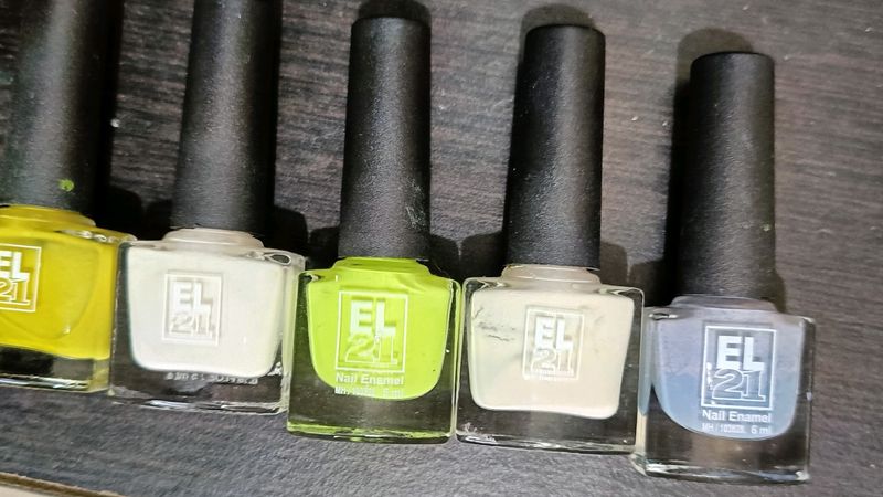 Nailpaint 5 Different Shades