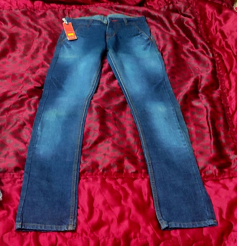 Blue Denim Jeans Pant For Men's Stain On Folding L