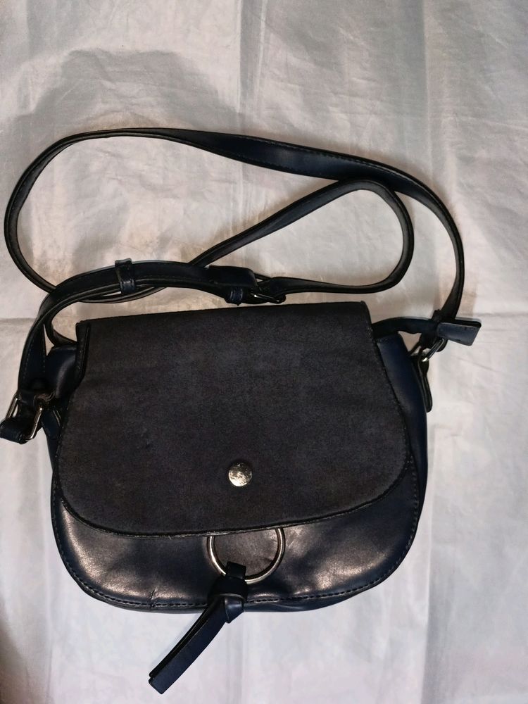 Sling bag