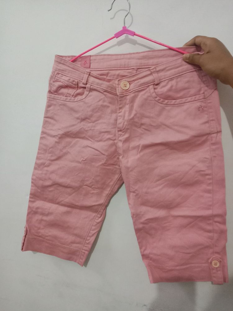 Aesthetic Pink Denim Capri