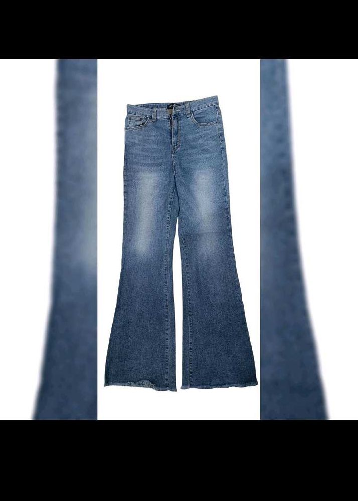 Bootcut Jeans