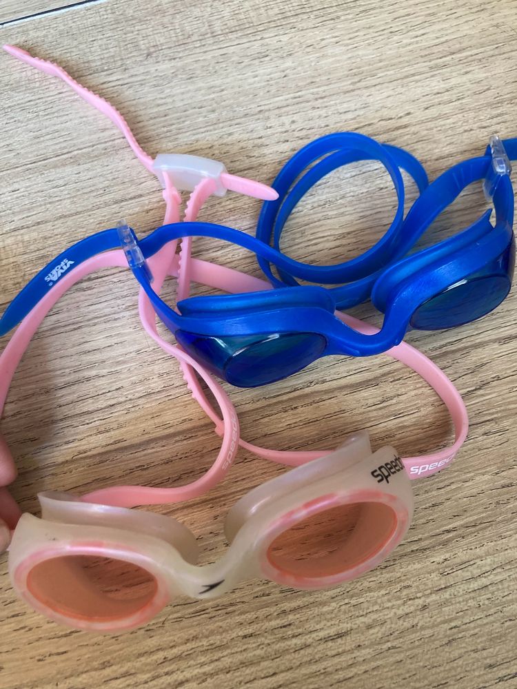 KIDS SWIMMING GOGGLES 🥽