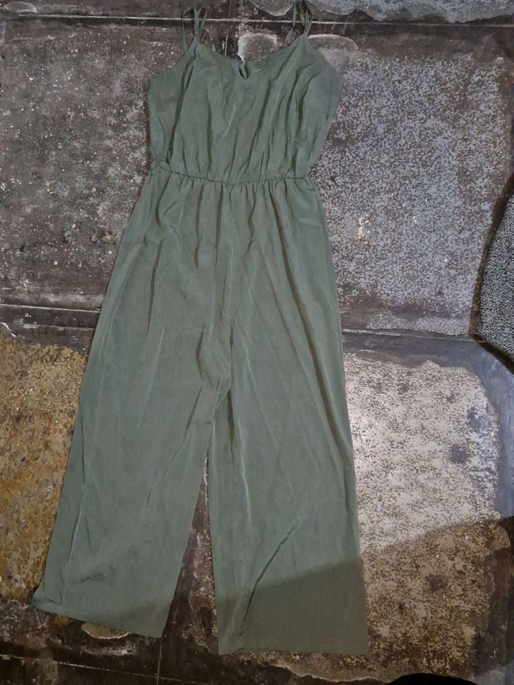 jump suit