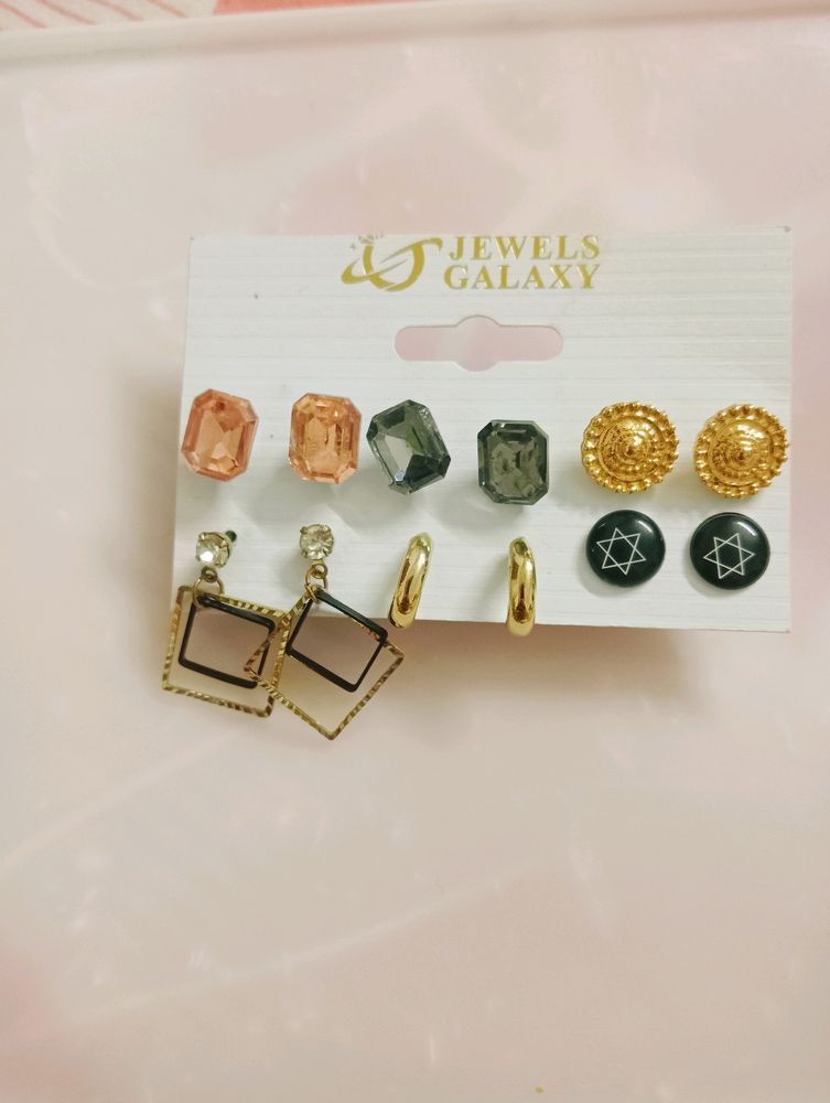 Earrings Set