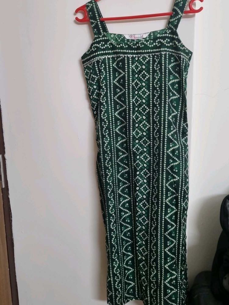 Reselling Bottle Green Bhandhani Kurta