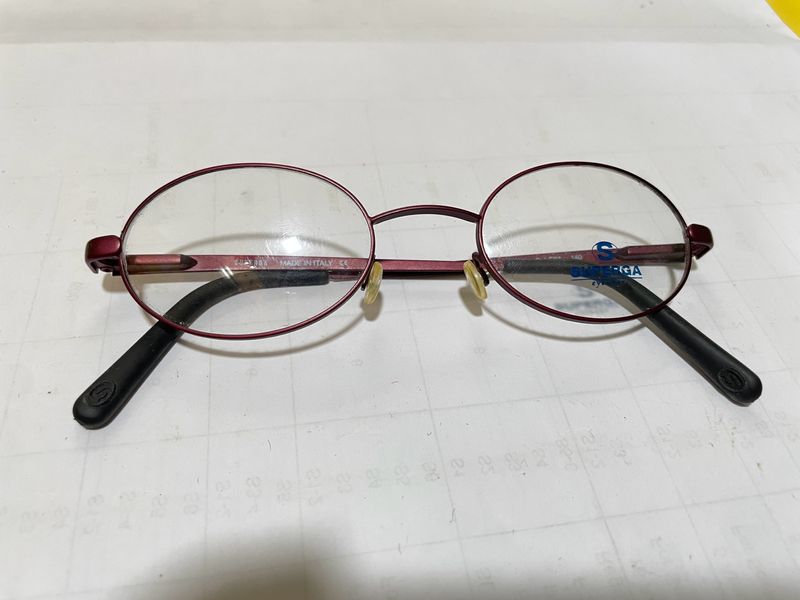 Red Optics Frame