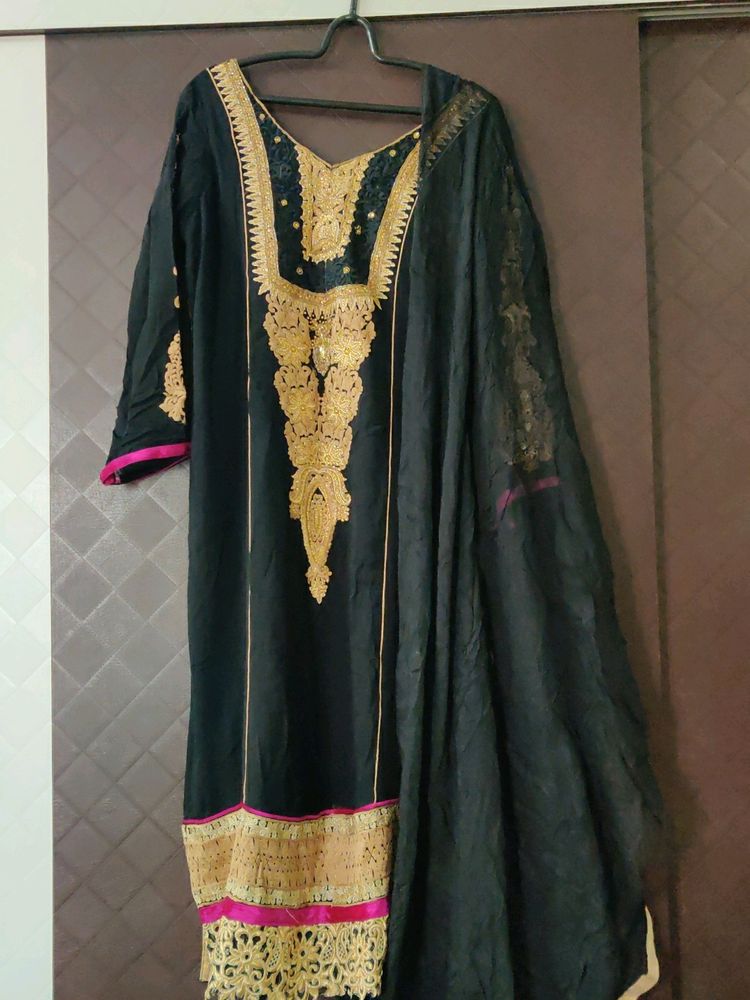 Black Riyal Dress