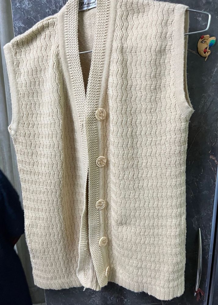 Classic Beige Sleeveless Knitted Cardigan - Unisex