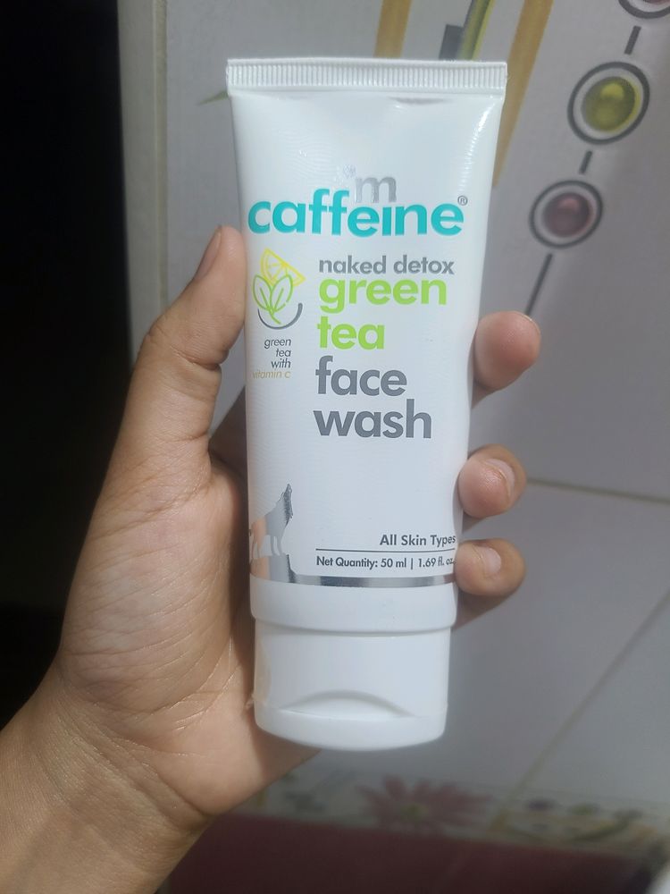 Mcaffeine Naked Detox Green TeaAnd Vit C Face Wash