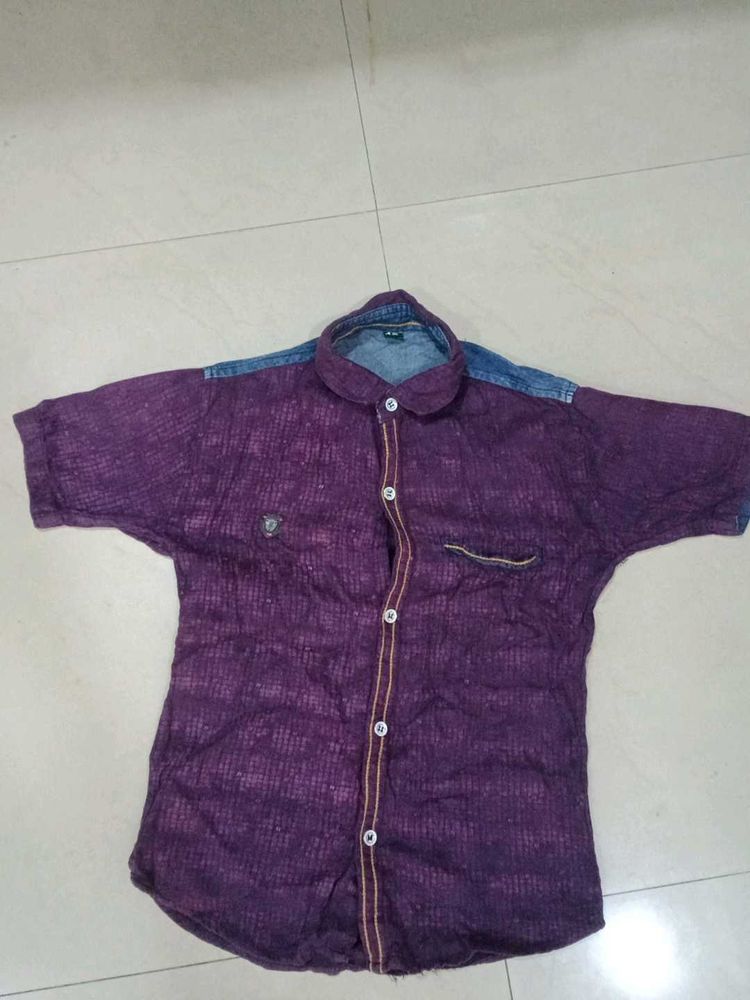 VERY GOOD CONDITION IN THE SHIRT