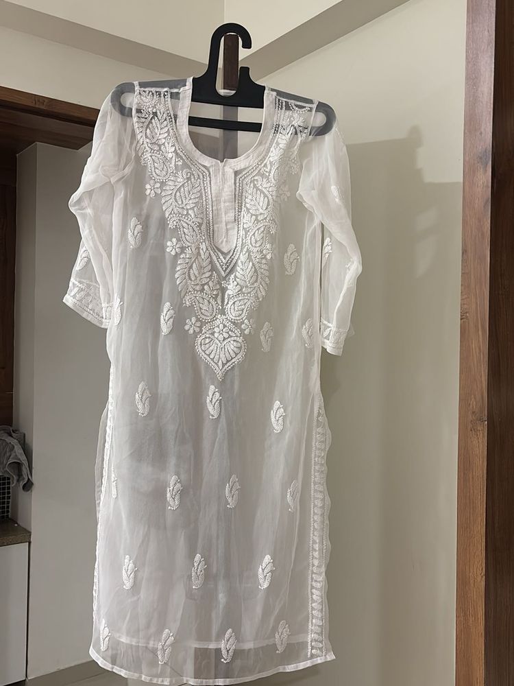 Chikankari Long Kurti