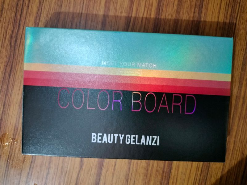 60 Shade Of Beauty Glazed Eyeshadow Palette