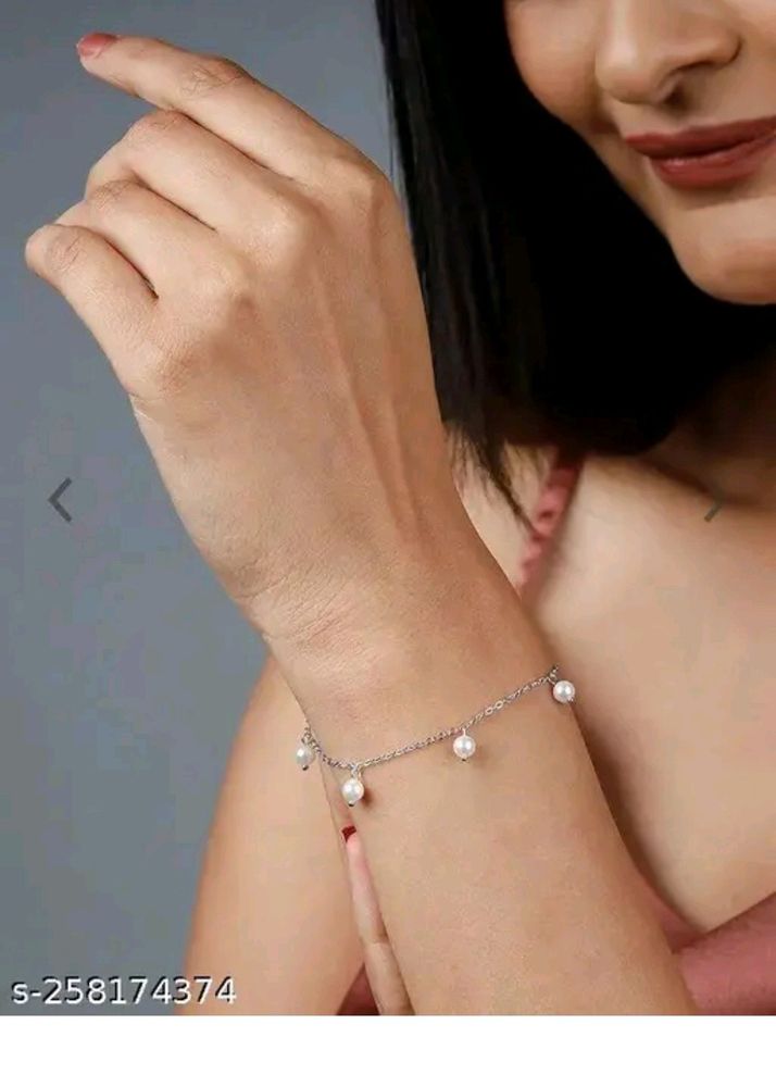 Minimal Bracelet