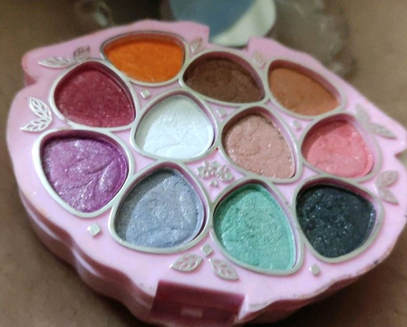 Mini Eyeshadow Palette