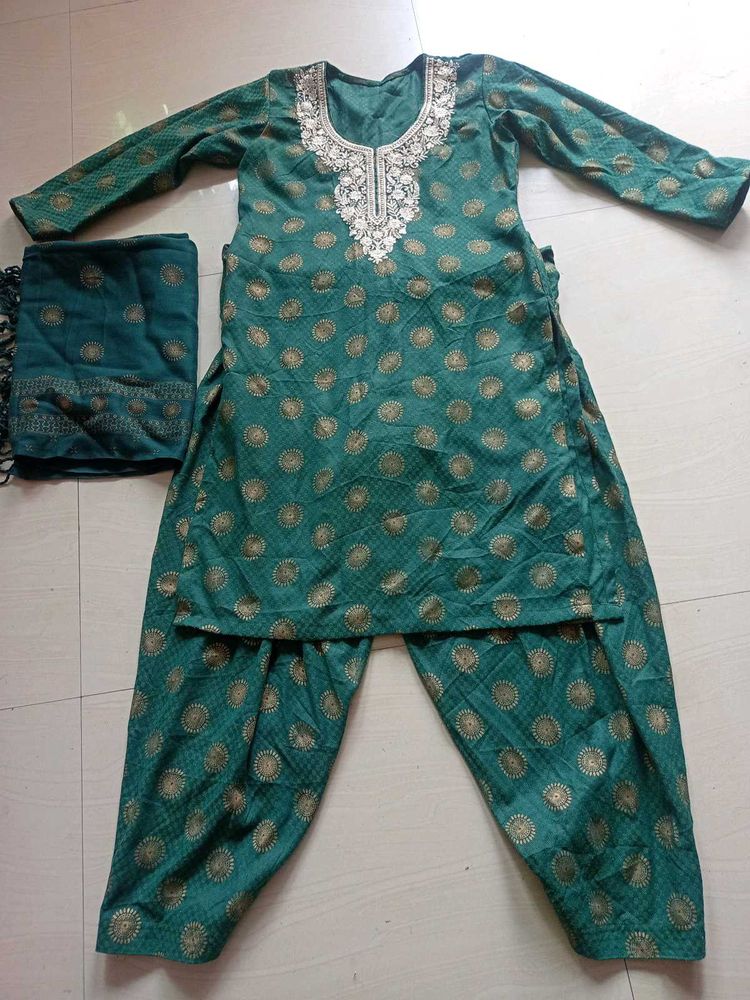 36-38 Winter Woolen Stitched Salwar Suit