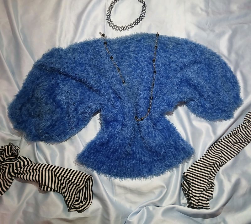 💙Aesthetic Blue Fur Crop Top💙