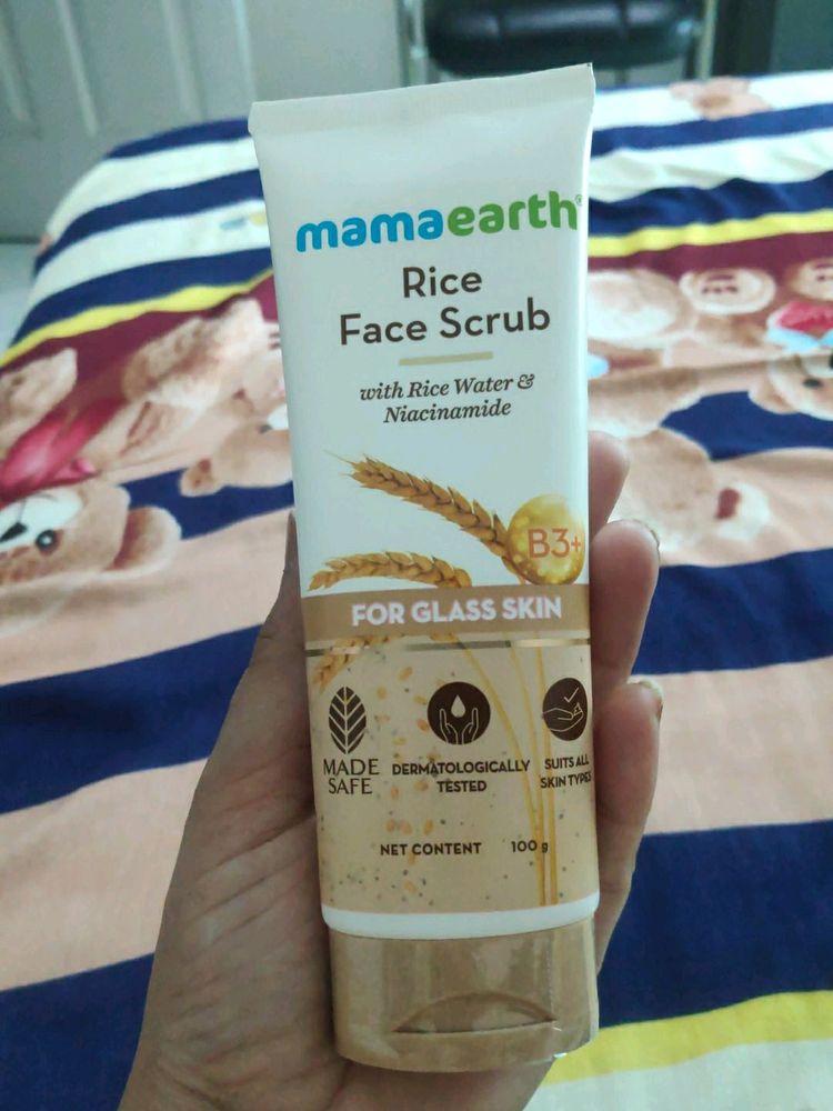 MamaEarth Rice Face Scrub (100gm)