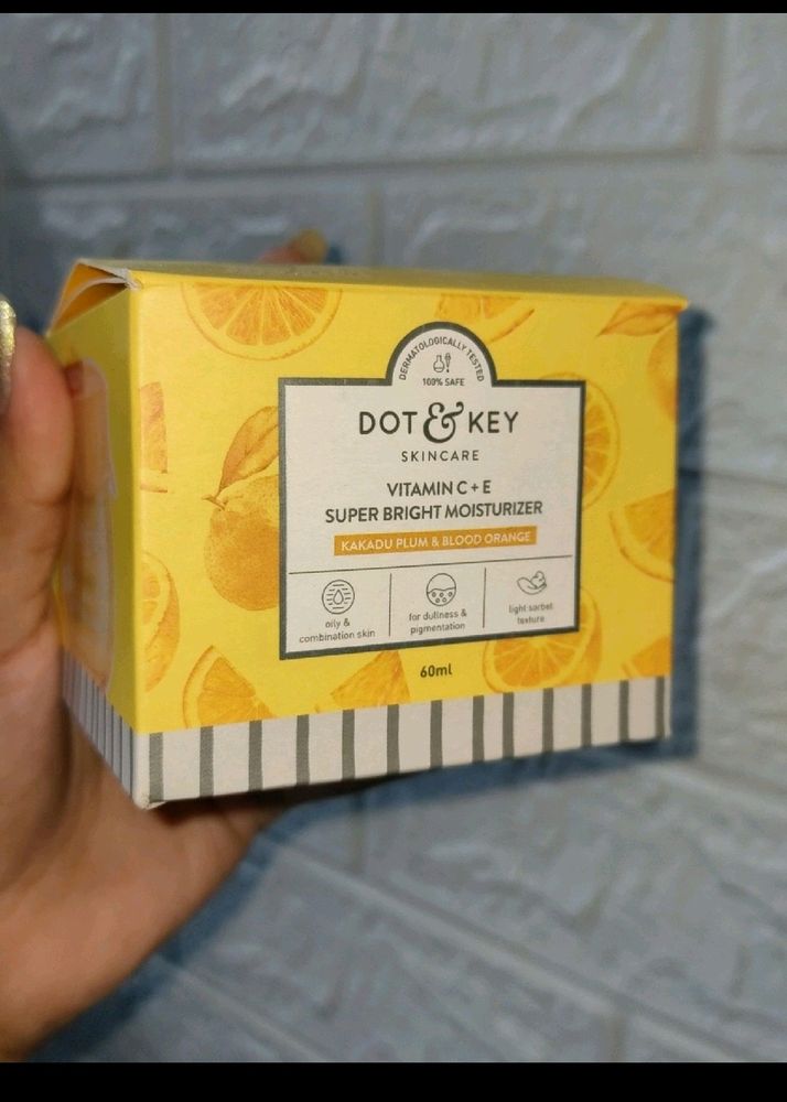 Dot Nd Key Face Moisturizer Brand New No Coin