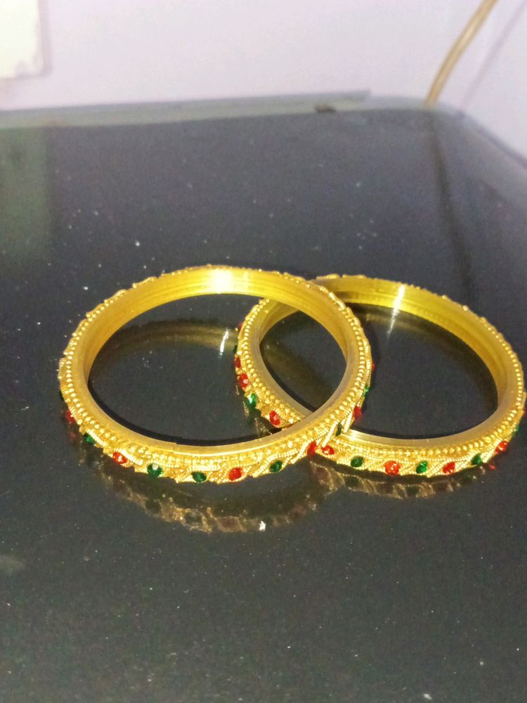 Preety Bangles