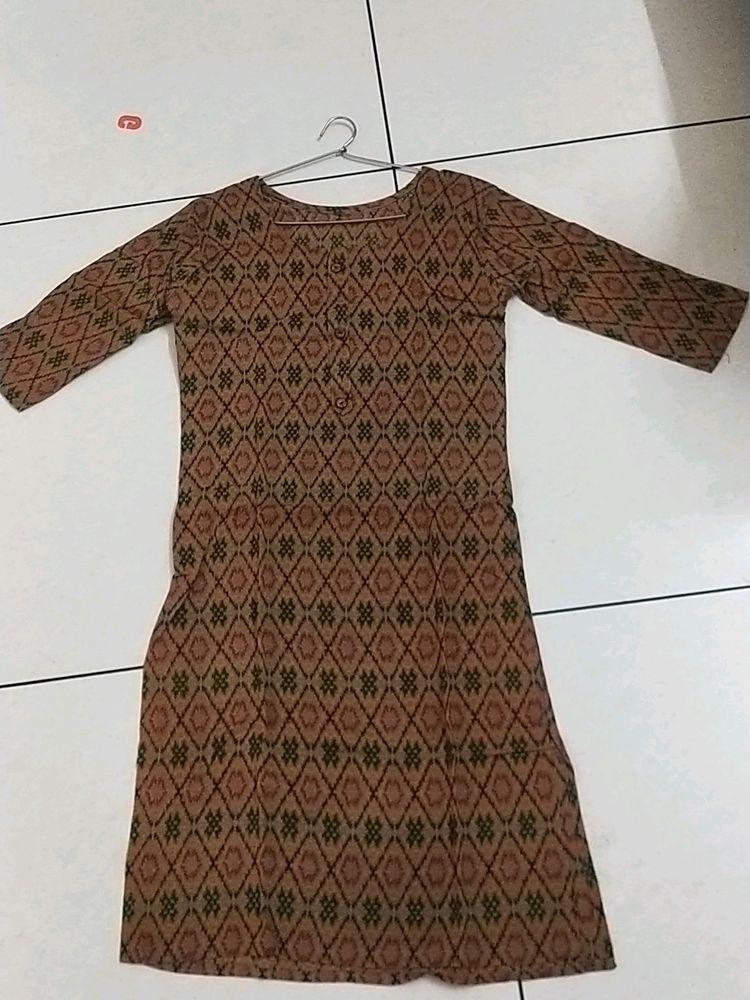 Ikkat Print Kurti