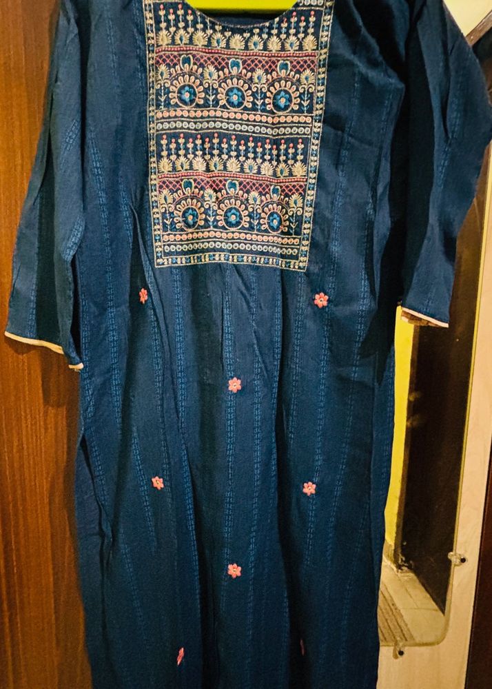 Casual Kurta With Embroidery