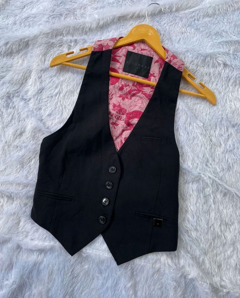 Most Gorgeous Waist Coat For Women