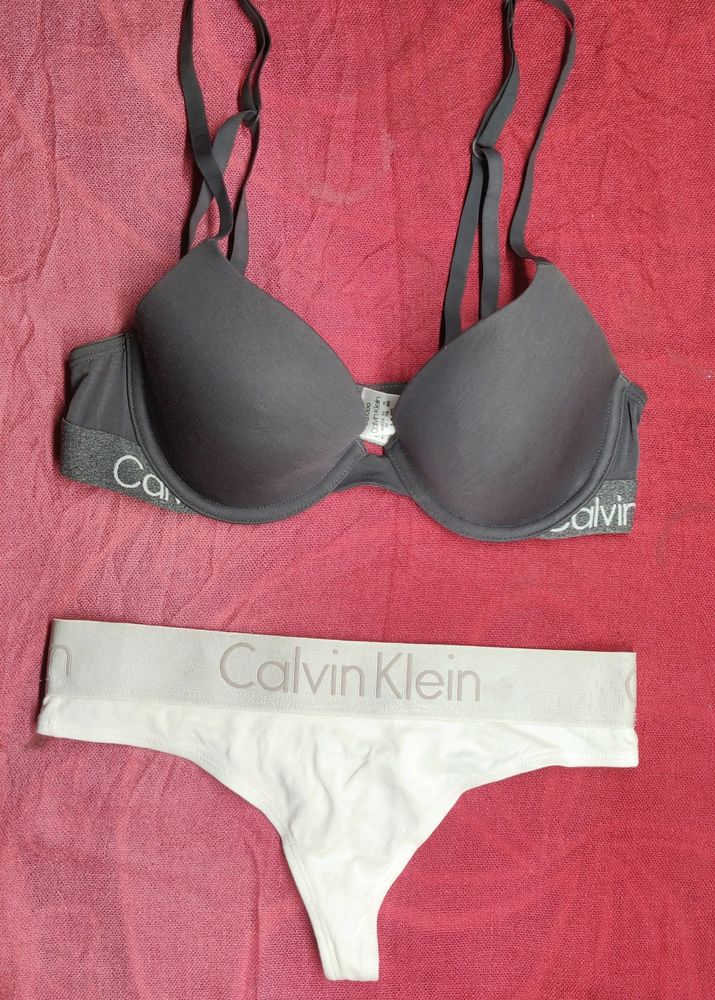 Girl Padded Bra Panty Size 32B