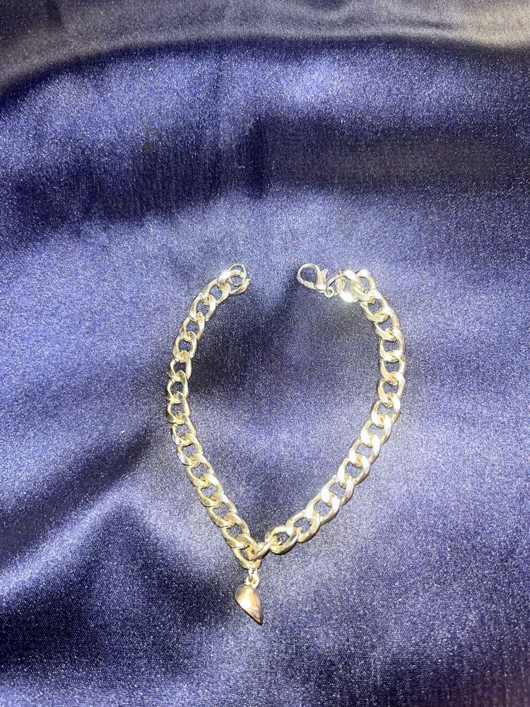 A Silver Broken Heart Braclet