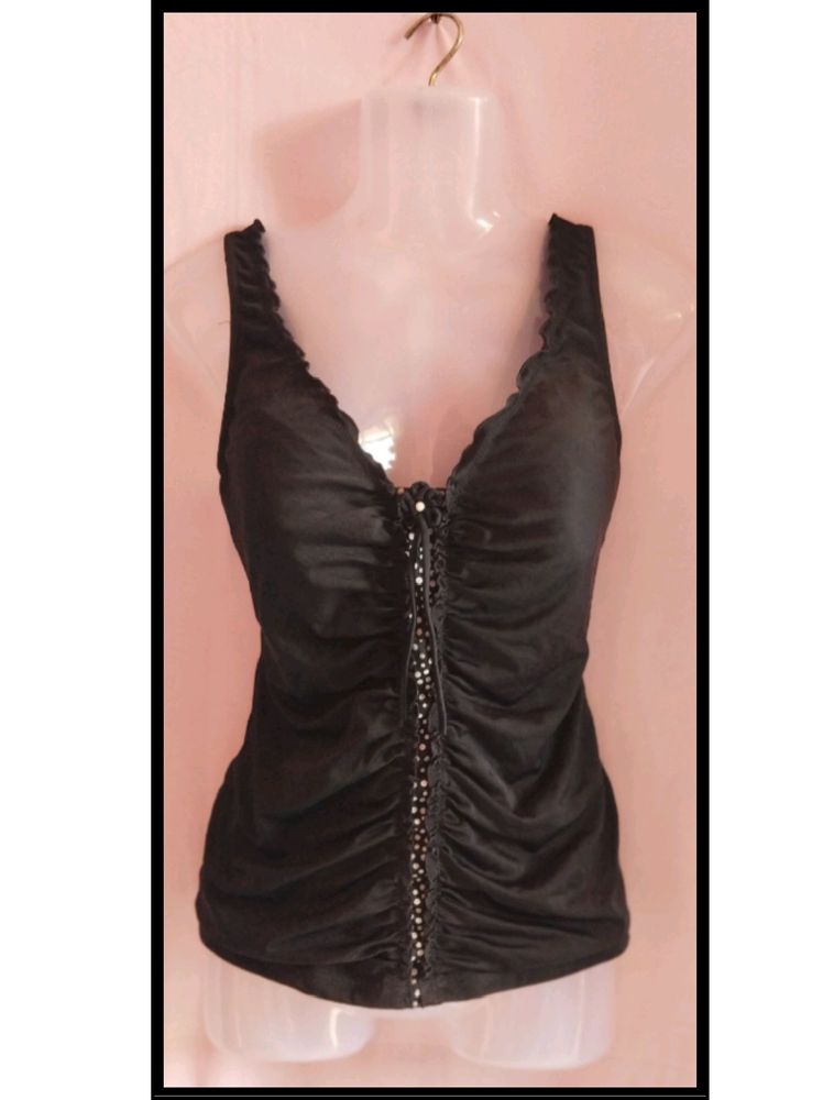 Black Padded Sleeveless Top