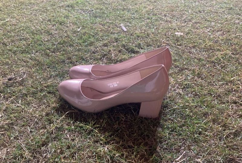 Sherrif Shoes Nude Pump Block Heels