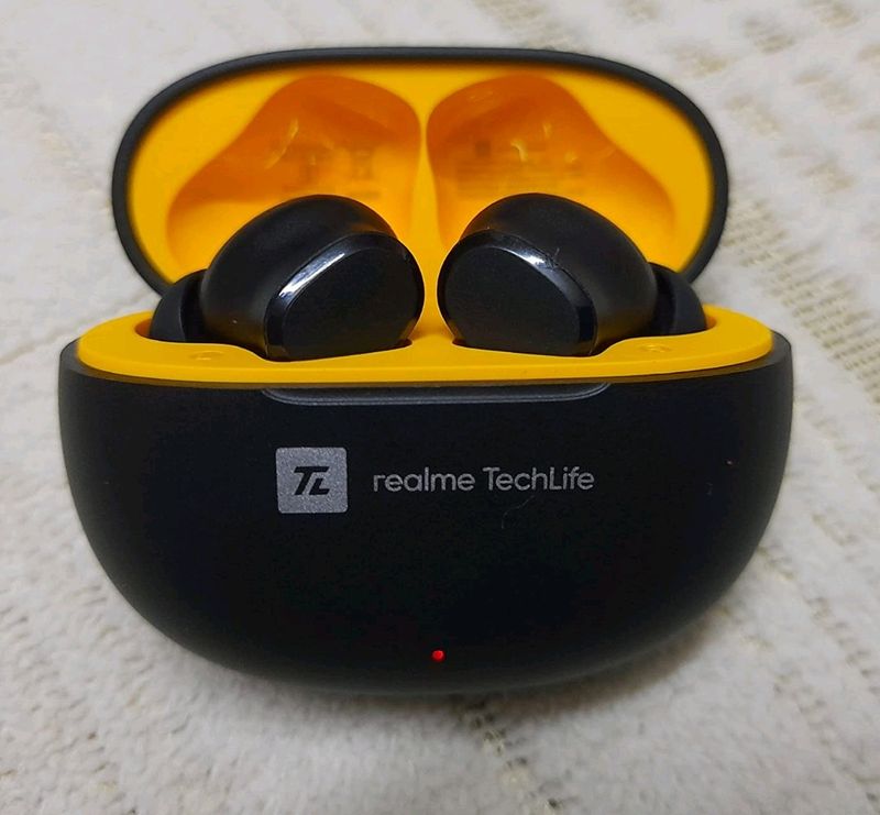 Realme Techlife T100 Earbuds