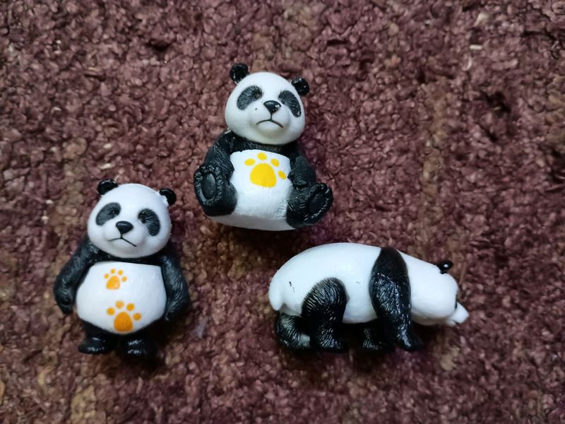 Cute Panda Figurine (New)