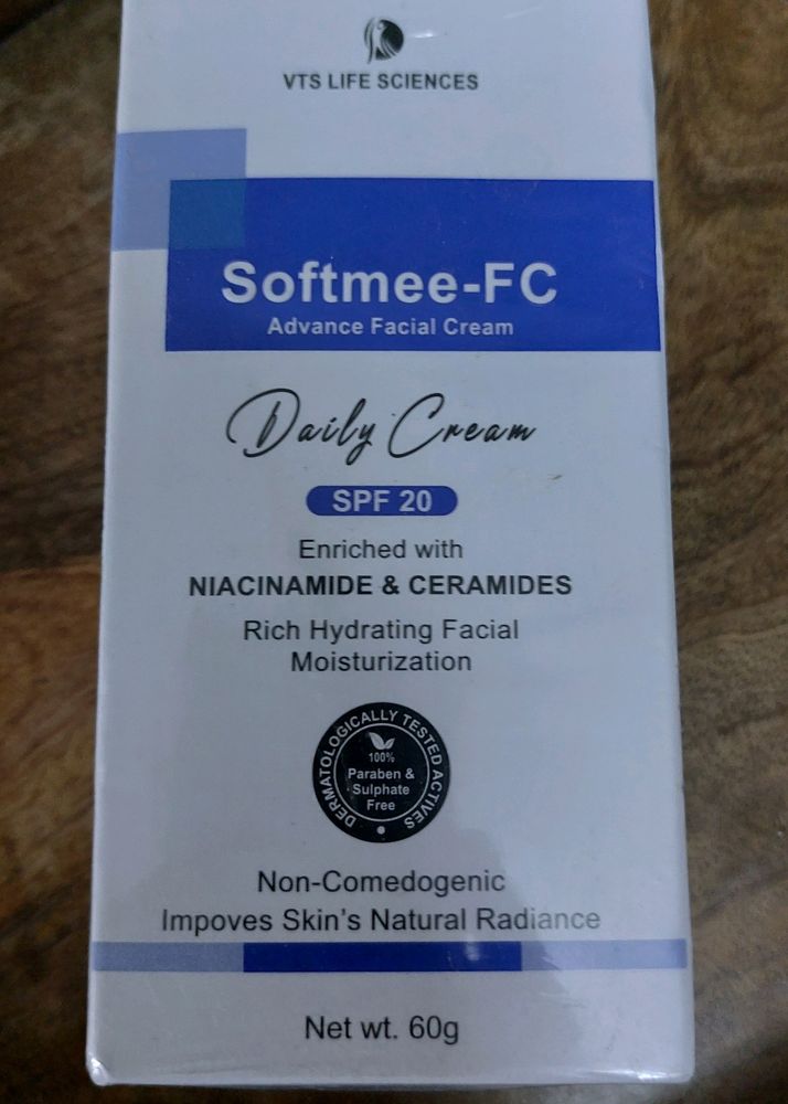 Softmee- Fc Daily Cream With 20 Spf