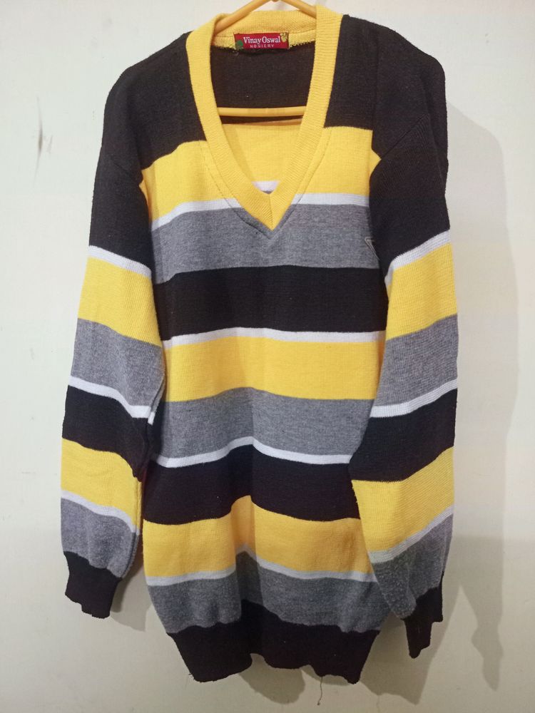 BRANDED WOOL SWEATER