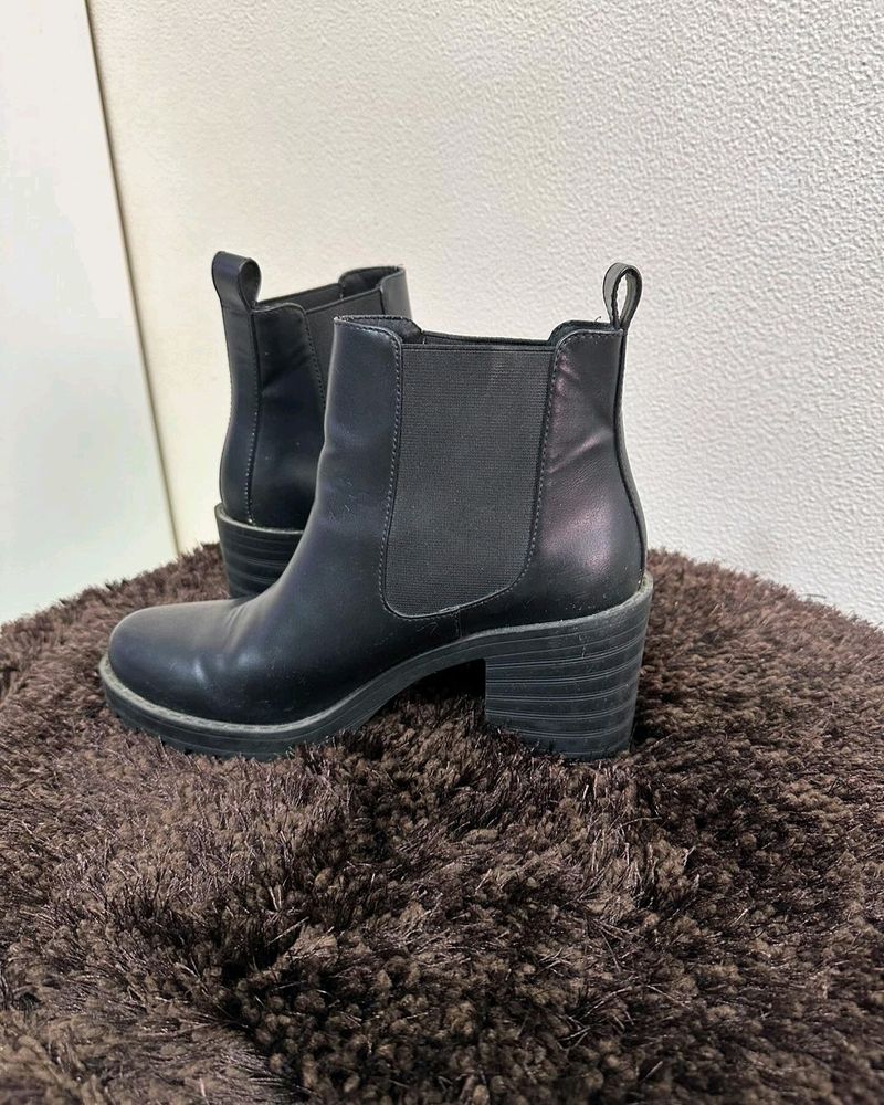 H&M Black Boots