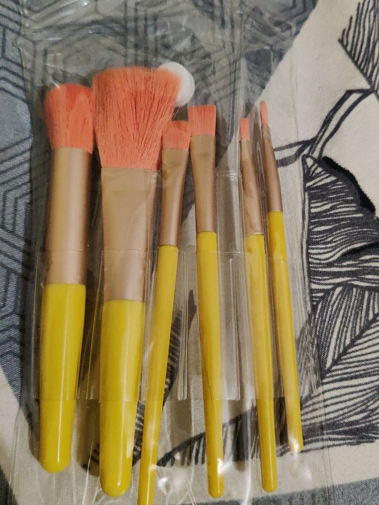 Makeup Brush