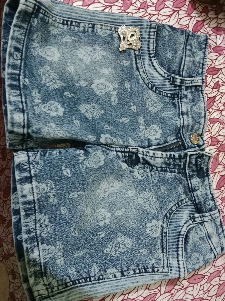 Denims M Size Shorts