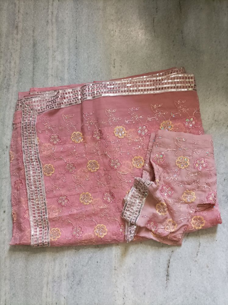 Hurry! Wedding Purpose Saree With Blouse At 500rs