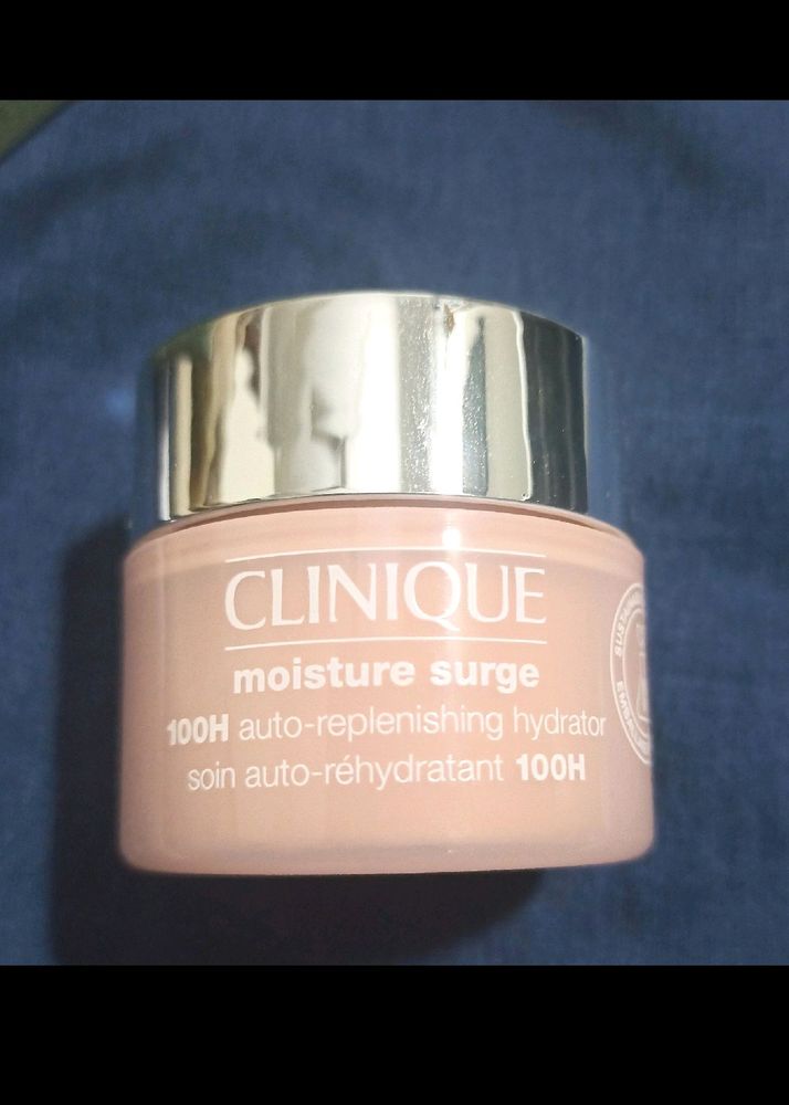 Clinique Moisture Surge