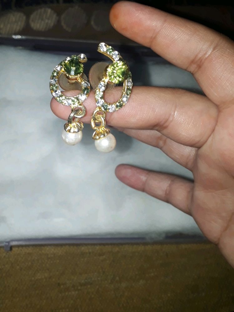 Earings