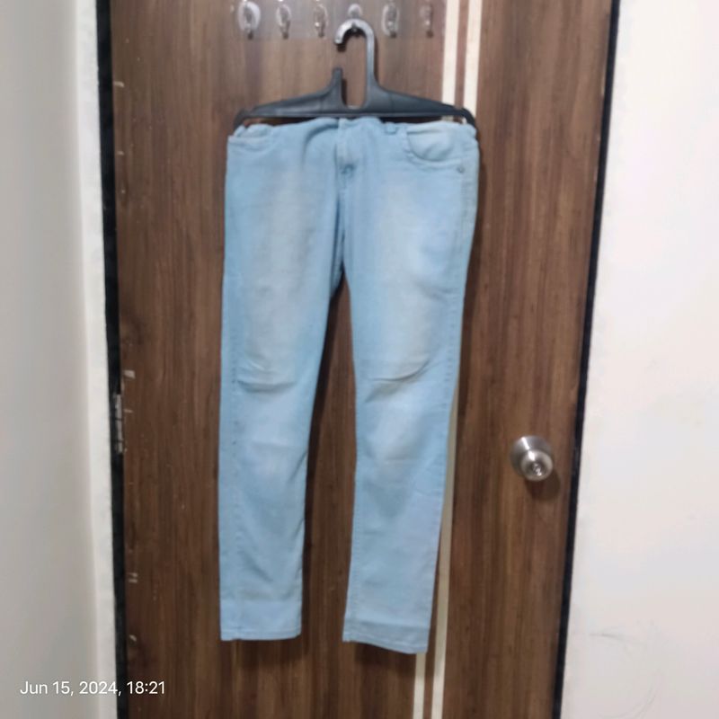 🛍️ @499coins Snow Blue Jeans