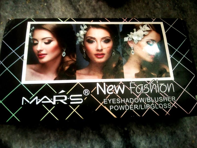 Mars Eyeshadow Palette Brand New