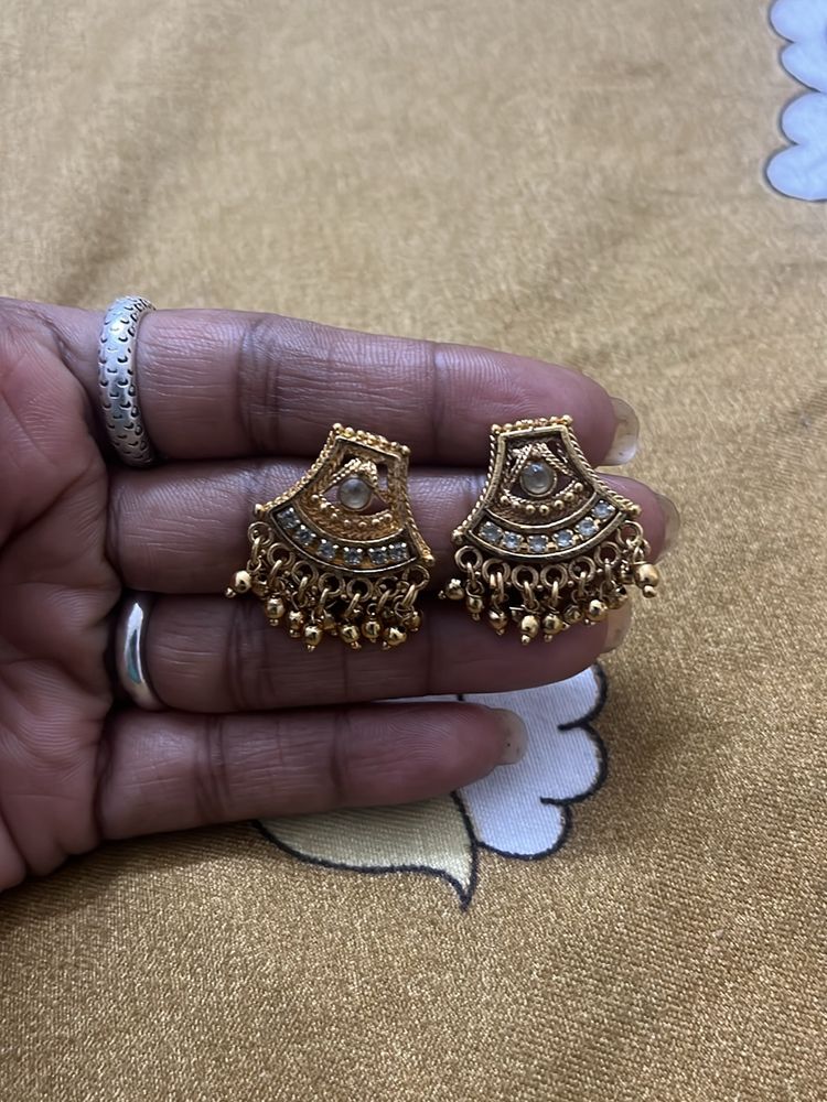 Jhumka in Golden and Black Set of 2