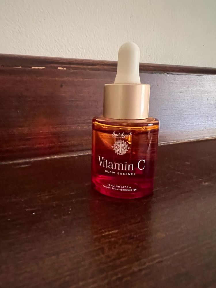 15% Vitamin C Glow Essence - 20 mL Indulgeo Essent