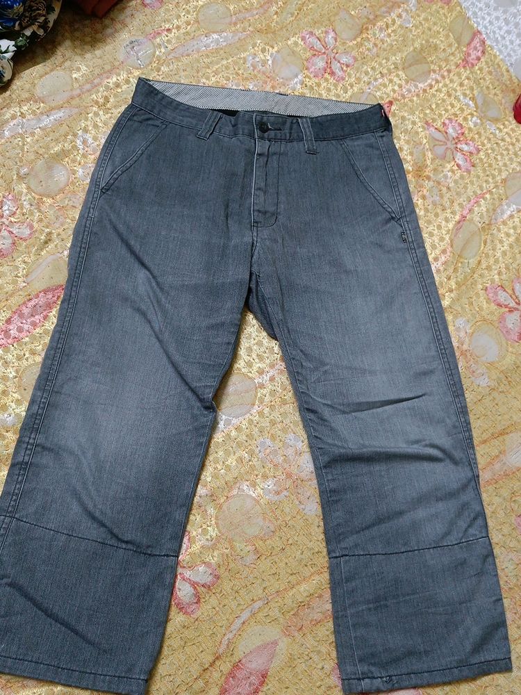 3/4th Jeans (Unused)