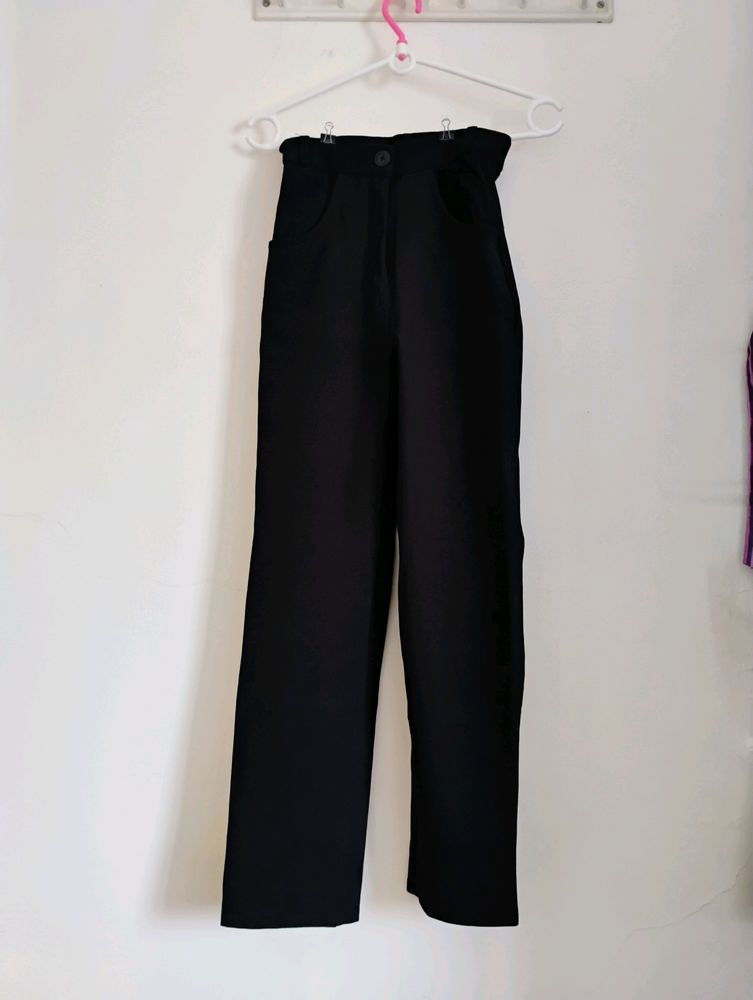 Inaaoo Black Premium Trousers