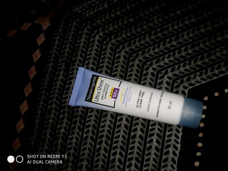 Neutrogena Ultra Sheer Dry-Touch Sunblock